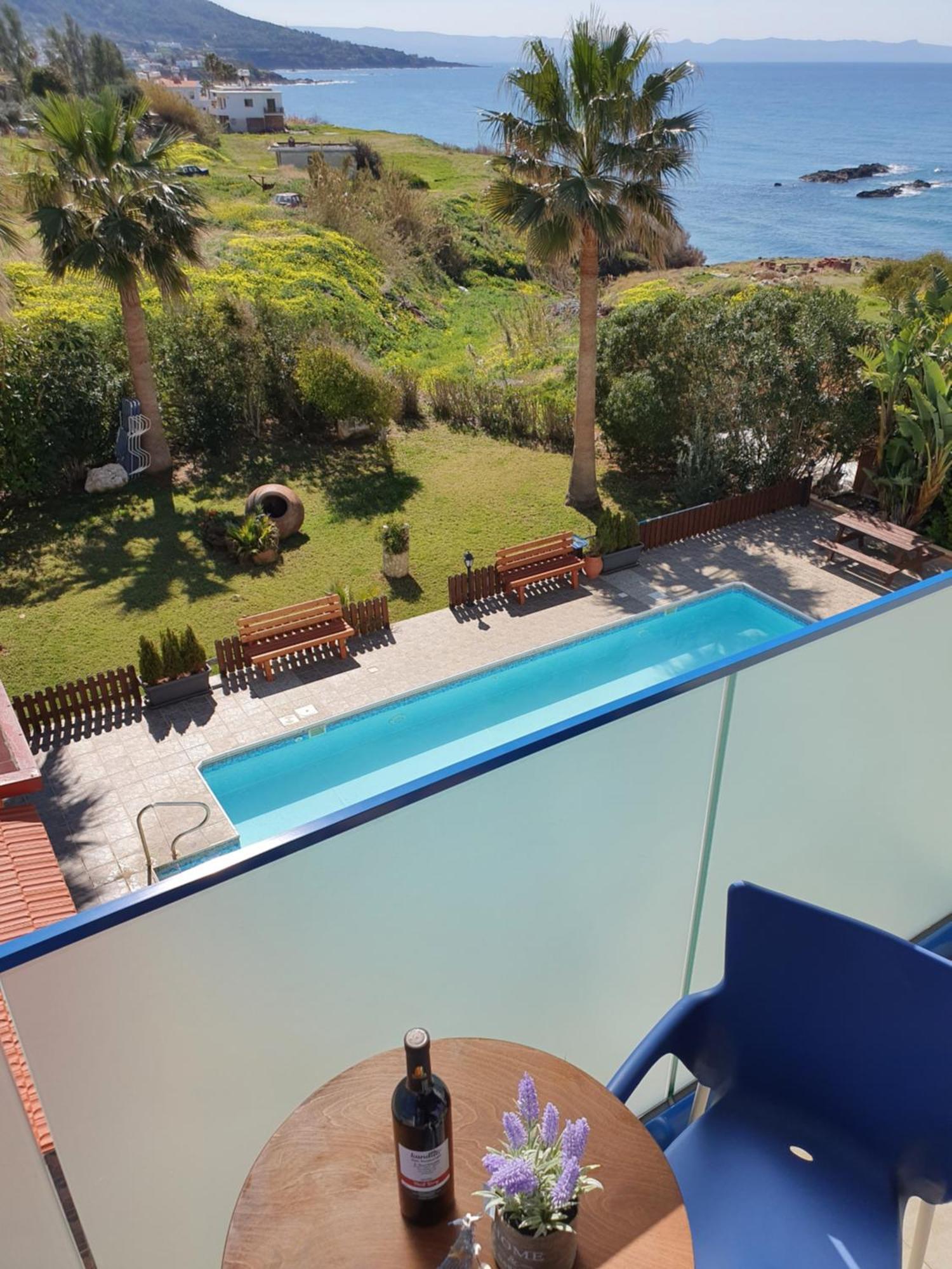Kanalli Apartments Pomos Quarto foto